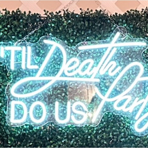 Sign - Picture 3 of 3